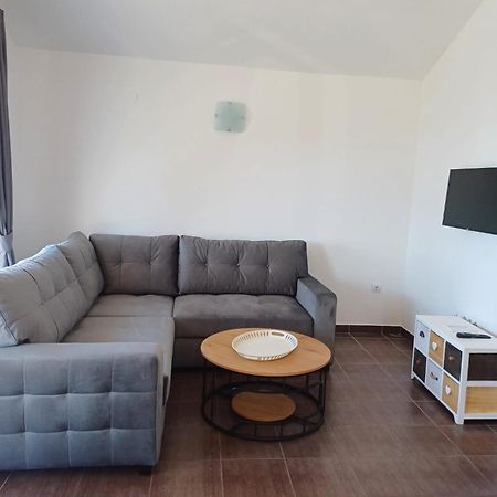 Villa Mona Apartments Razanj Exterior photo