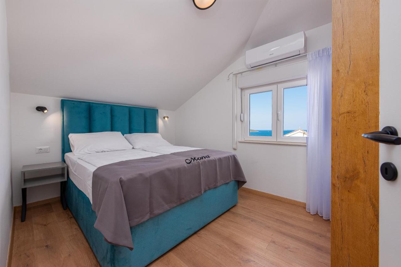 Villa Mona Apartments Razanj Exterior photo