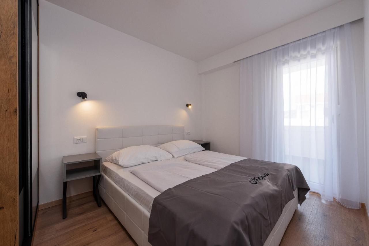 Villa Mona Apartments Razanj Exterior photo