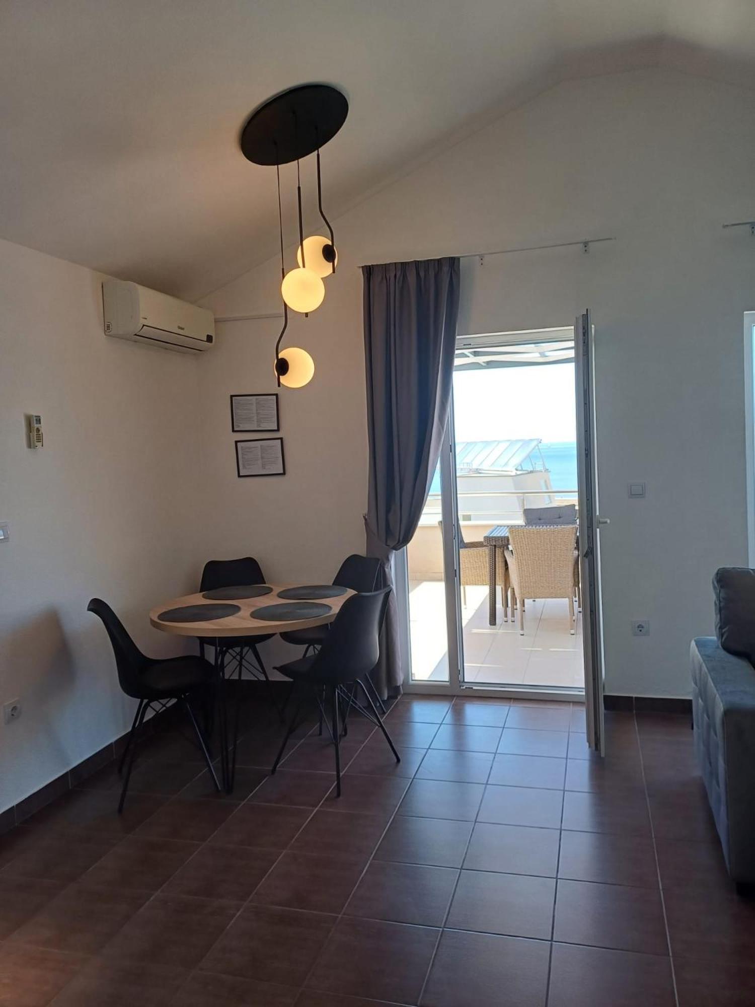 Villa Mona Apartments Razanj Exterior photo